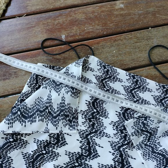 Country Road Size 10 Dress White Black A Line Ruffle Abstract Tie Waist Cocktail - Picture 12 of 13